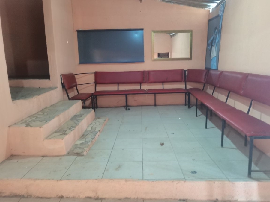  Bedroom Property for Sale in Kwa Nobuhle Eastern Cape